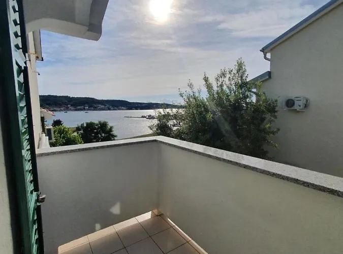 Mira Supetarska Draga
