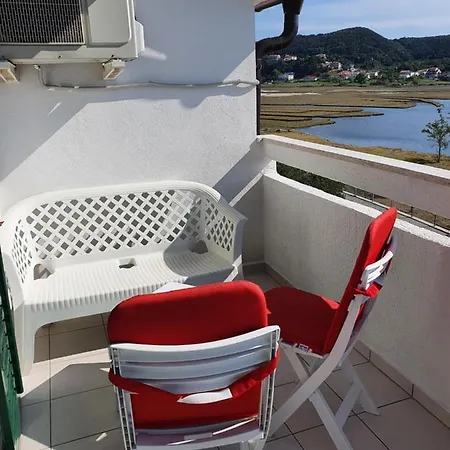 Mira 3* Supetarska Draga