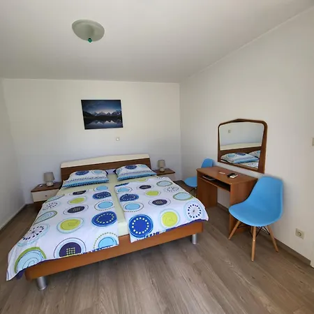 Guest house Mira Supetarska Draga