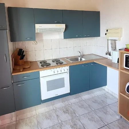 Mira Guest house