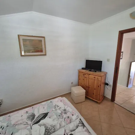Guest house Mira