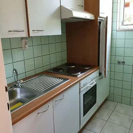 Guest house Mira Supetarska Draga