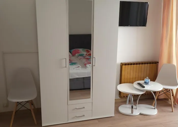 Pensionat Mira Supetarska Draga
